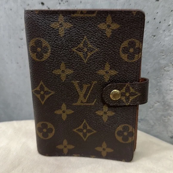 Louis Vuitton monogram agenda pm wallet organizer passport case - Picture 2 of 11